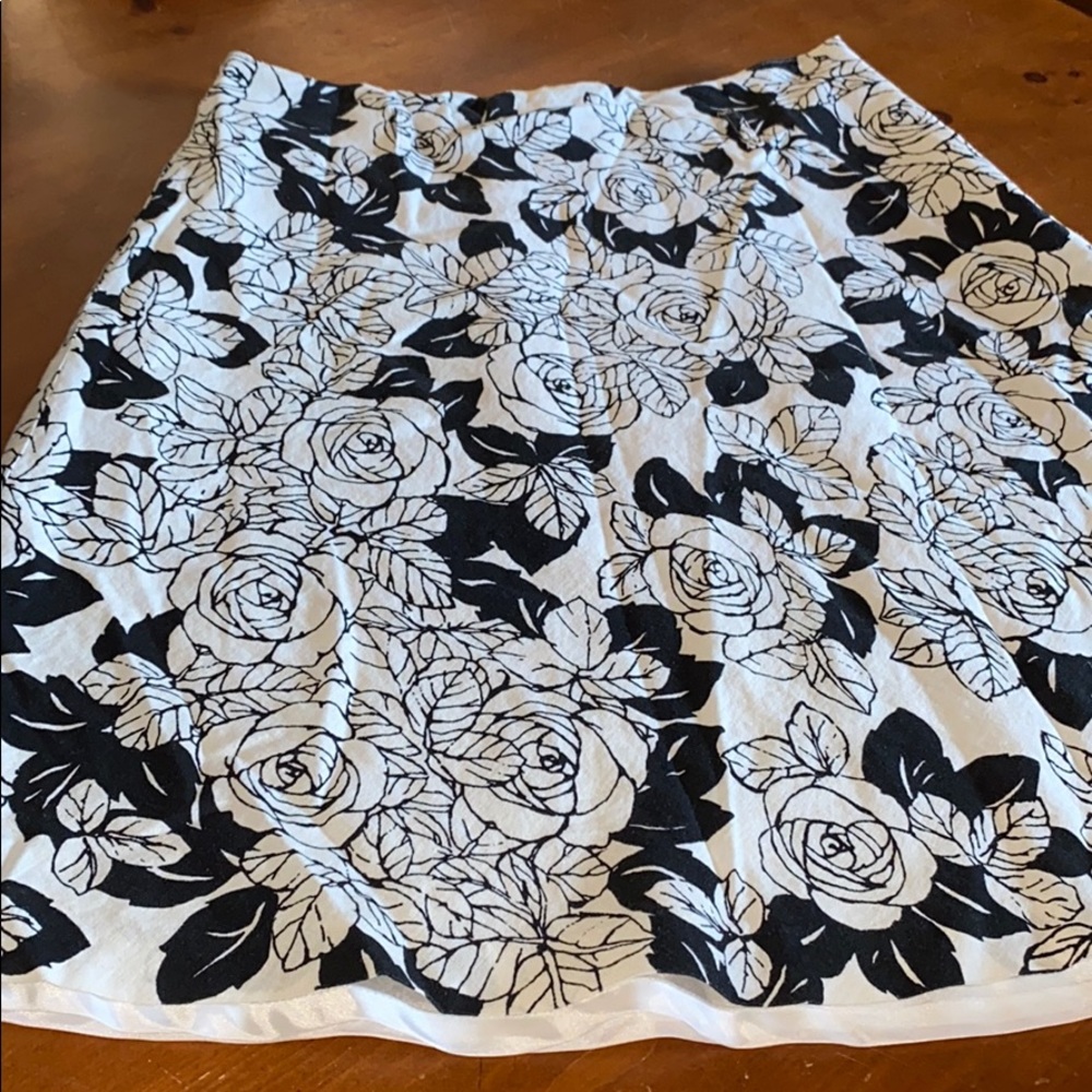 Skirt size 10
